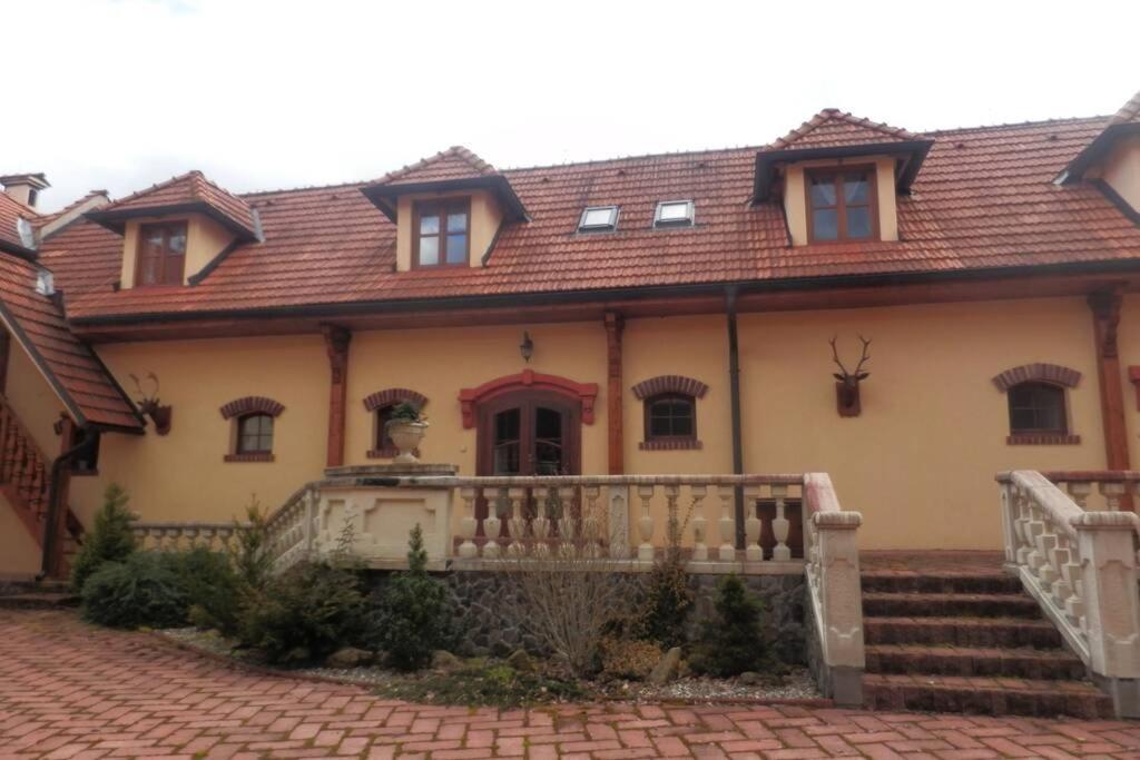 Zamecek Zdiky - Knizeci Apartman Bujanov Экстерьер фото