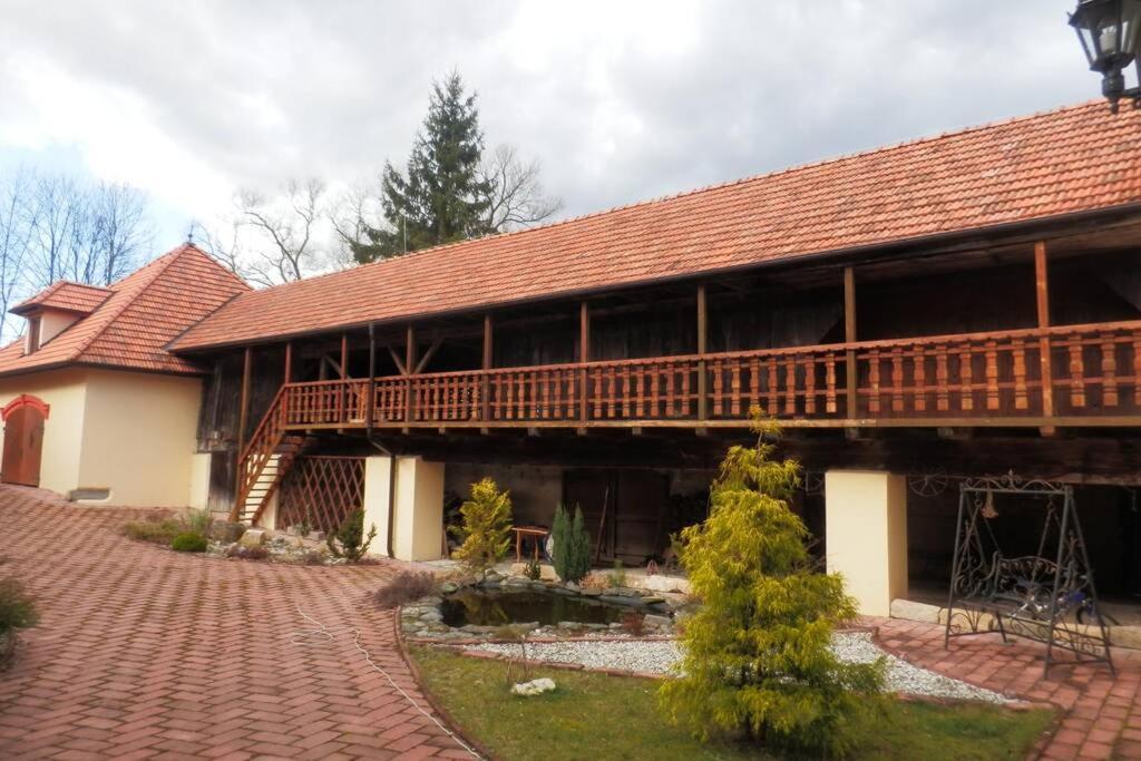 Zamecek Zdiky - Knizeci Apartman Bujanov Экстерьер фото
