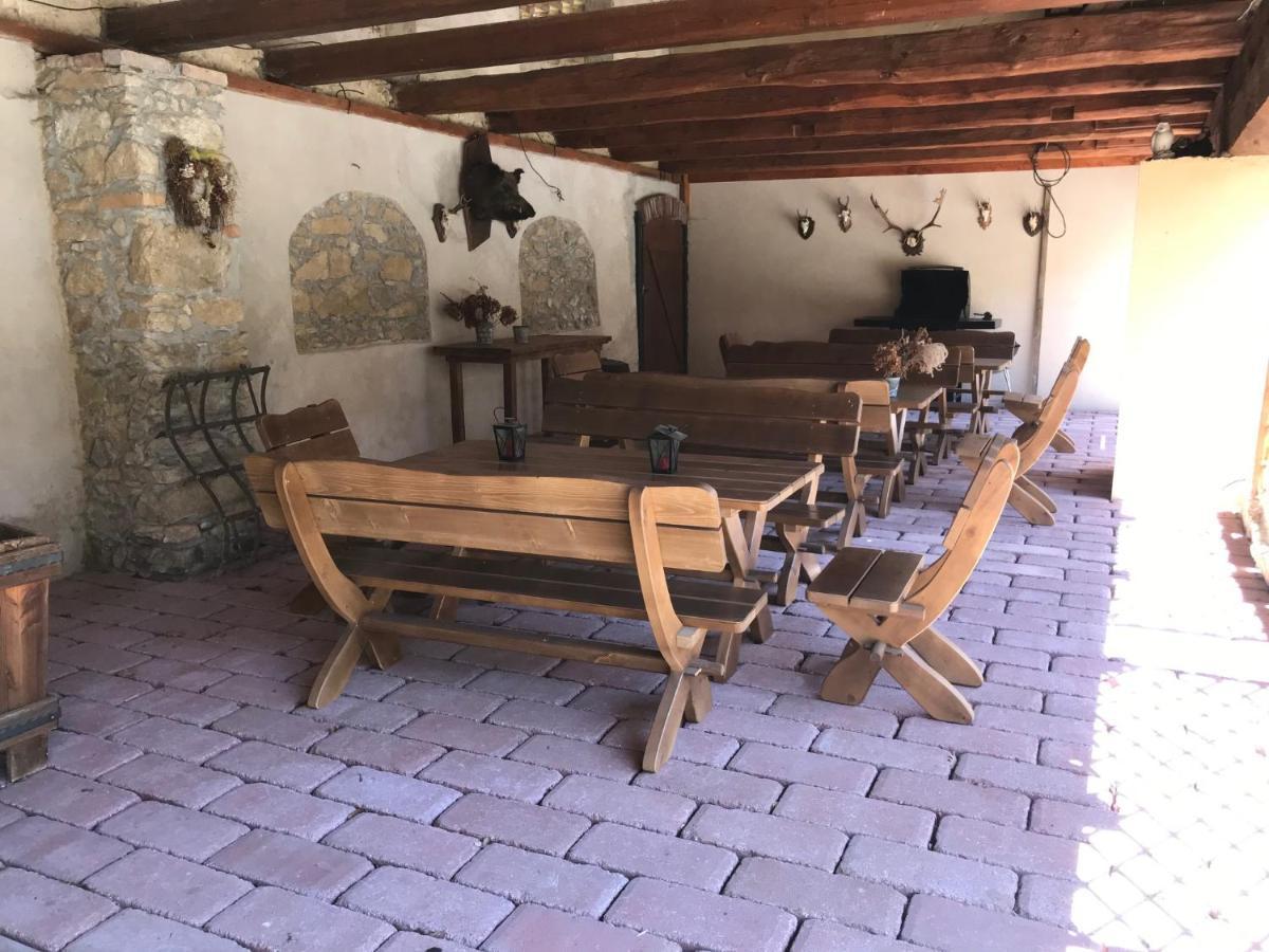 Zamecek Zdiky - Knizeci Apartman Bujanov Экстерьер фото